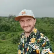 comment.user?.profileImg