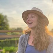 comment.user?.profileImg