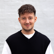 comment.user?.profileImg