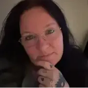 comment.user?.profileImg