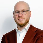 comment.user?.profileImg