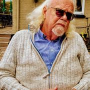 comment.user?.profileImg