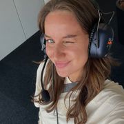 comment.user?.profileImg