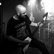 comment.user?.profileImg