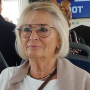 comment.user?.profileImg