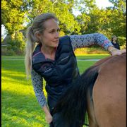 comment.user?.profileImg