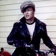 comment.user?.profileImg