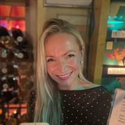 comment.user?.profileImg