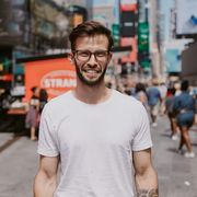 comment.user?.profileImg