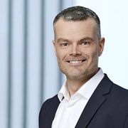 comment.user?.profileImg