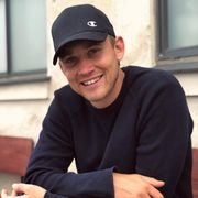 comment.user?.profileImg