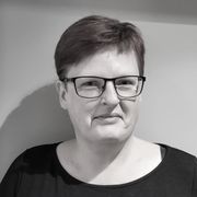 comment.user?.profileImg