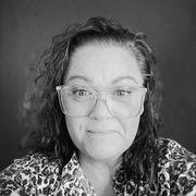 comment.user?.profileImg