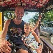 comment.user?.profileImg