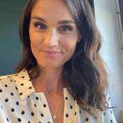 comment.user?.profileImg