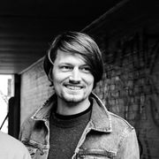 comment.user?.profileImg