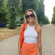 comment.user?.profileImg