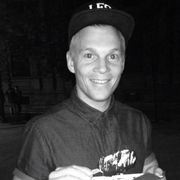 comment.user?.profileImg