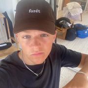 comment.user?.profileImg