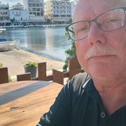 comment.user?.profileImg