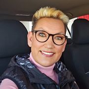 comment.user?.profileImg