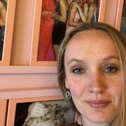 comment.user?.profileImg