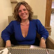 comment.user?.profileImg