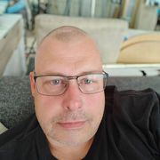 comment.user?.profileImg