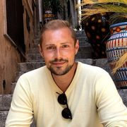 comment.user?.profileImg