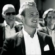 comment.user?.profileImg