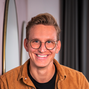 comment.user?.profileImg