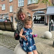 comment.user?.profileImg