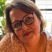 comment.user?.profileImg