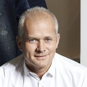 comment.user?.profileImg