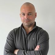 comment.user?.profileImg