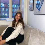 comment.user?.profileImg