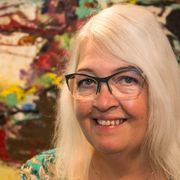 comment.user?.profileImg