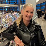comment.user?.profileImg