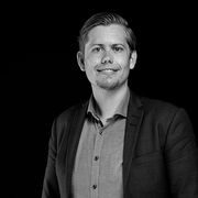 comment.user?.profileImg