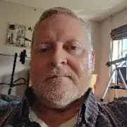 comment.user?.profileImg