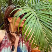 comment.user?.profileImg