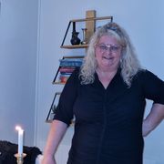 comment.user?.profileImg