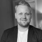 comment.user?.profileImg