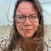 comment.user?.profileImg