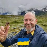 comment.user?.profileImg