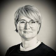 comment.user?.profileImg