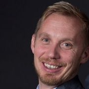 comment.user?.profileImg