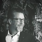 comment.user?.profileImg