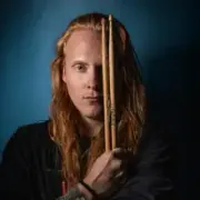 comment.user?.profileImg