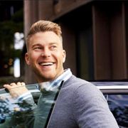 comment.user?.profileImg